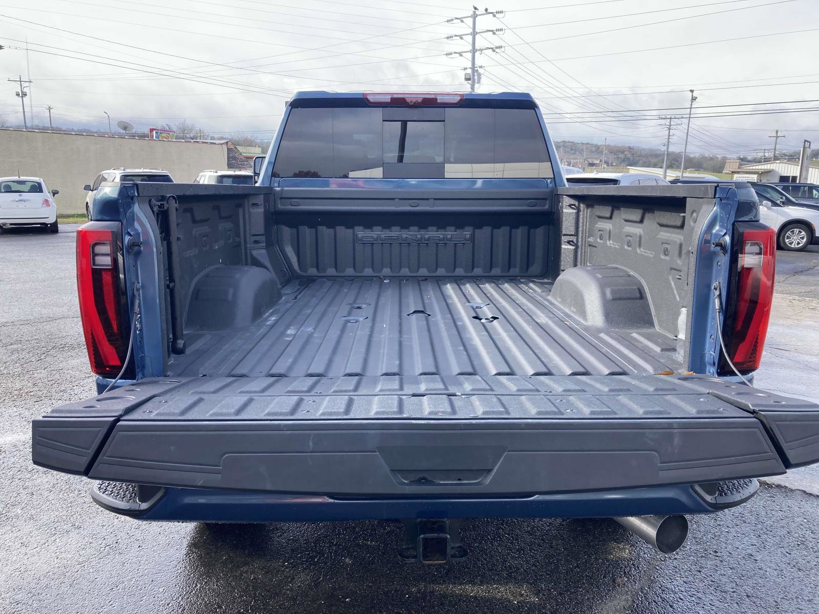 Used 2024 GMC Sierra 2500 Denali Ultimate image 8