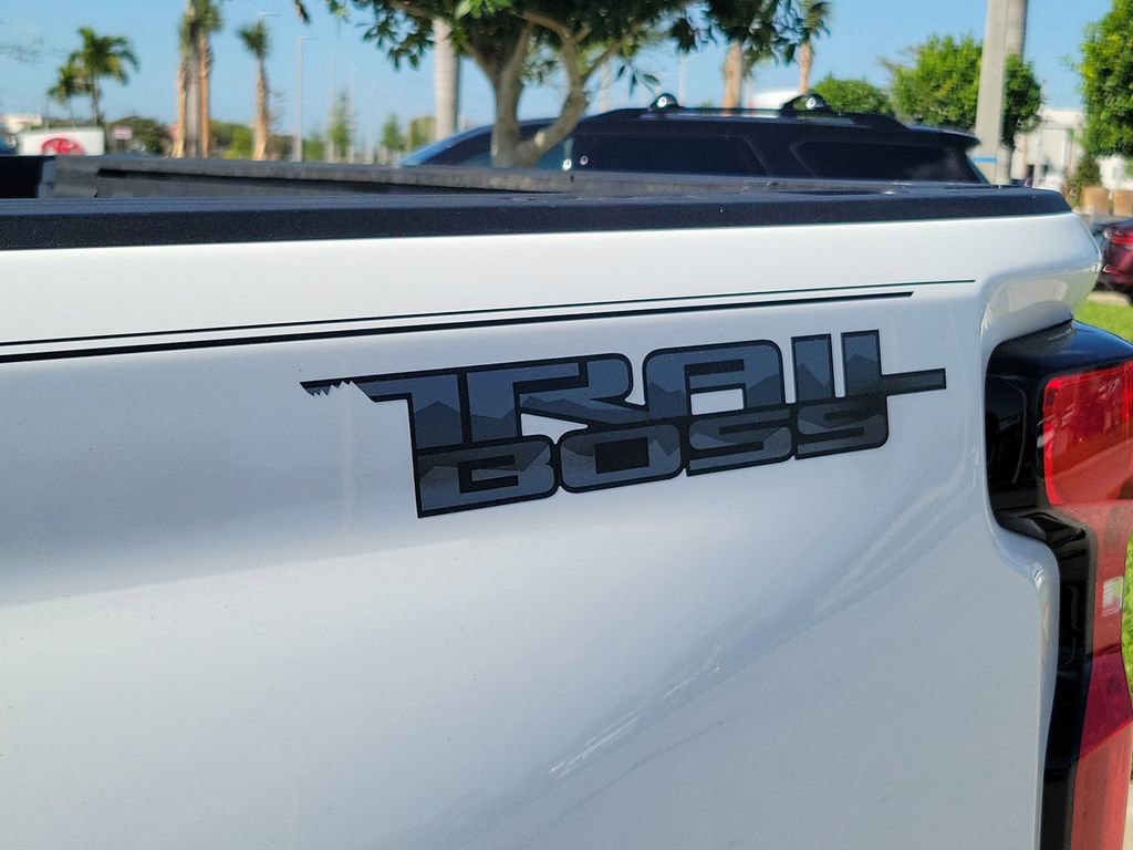 Used 2025 Chevrolet Silverado 2500 LTZ w/ Trail Boss Package image 14