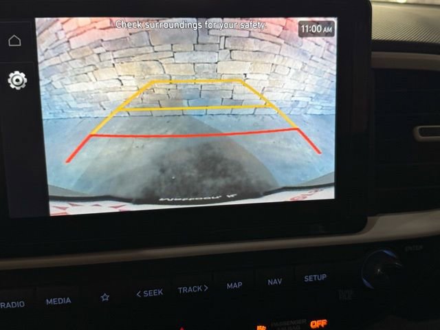 New 2025 Hyundai Venue Limited FWD image 35