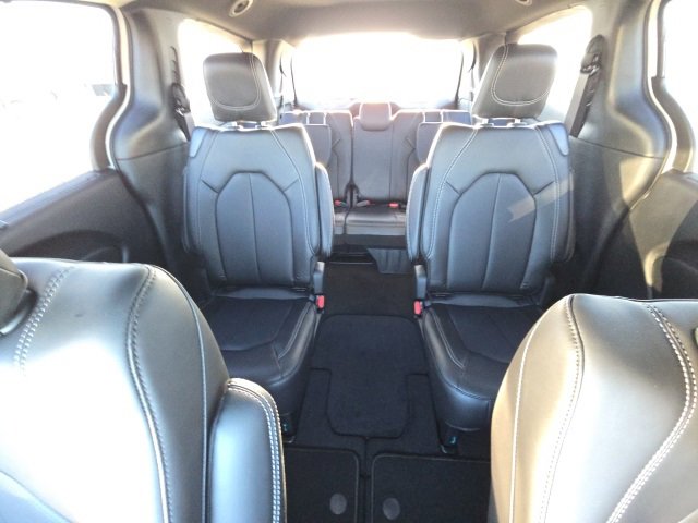 New 2026 Chrysler Pacifica Select image 22