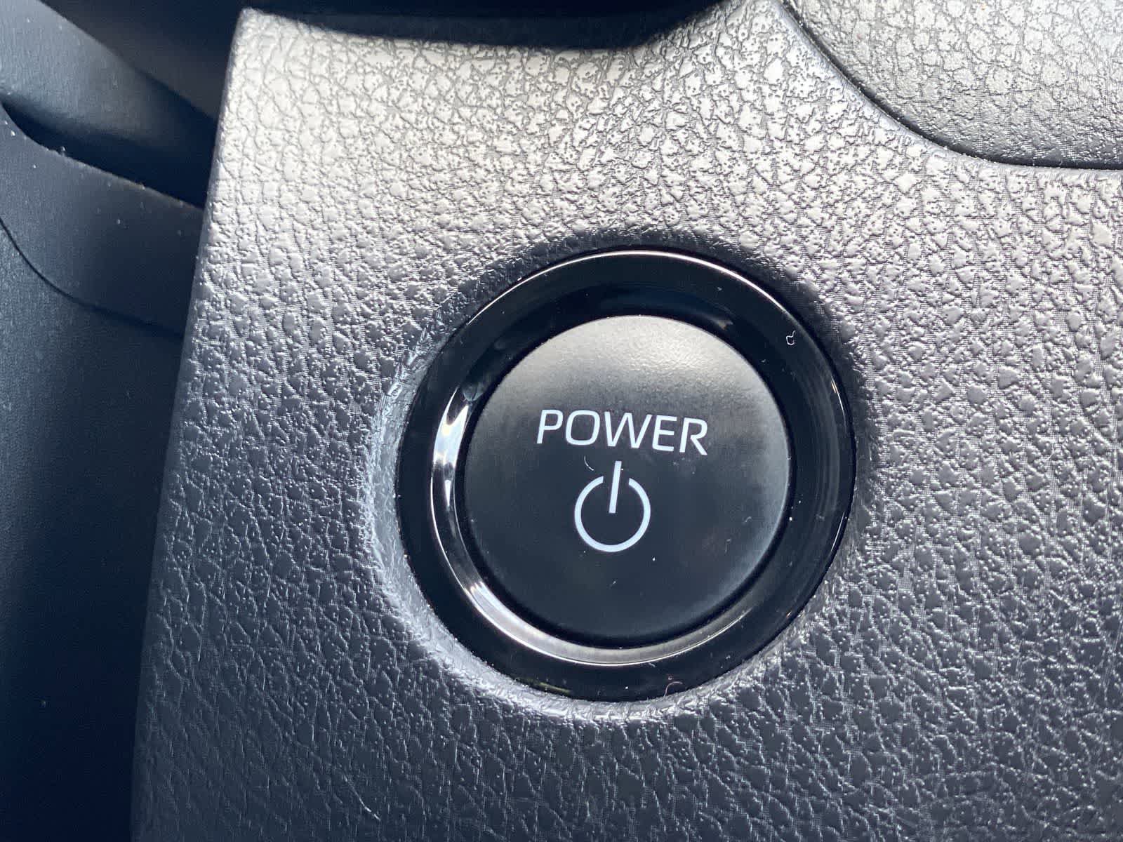 Used 2025 Toyota Camry SE FWD image 32
