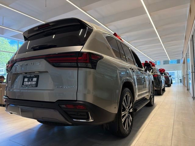 New 2025 Lexus LX 700h Luxury AWD/4WD image 4