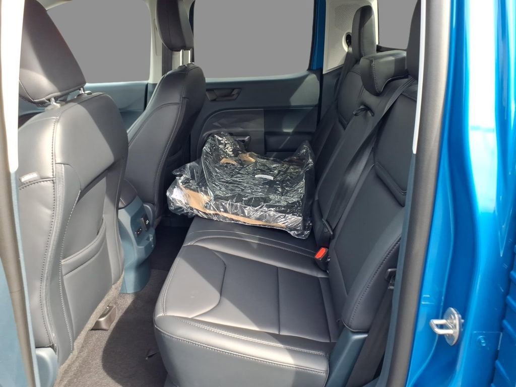 New 2026 Ford Maverick Lariat w/ Black Appearance Package image 5