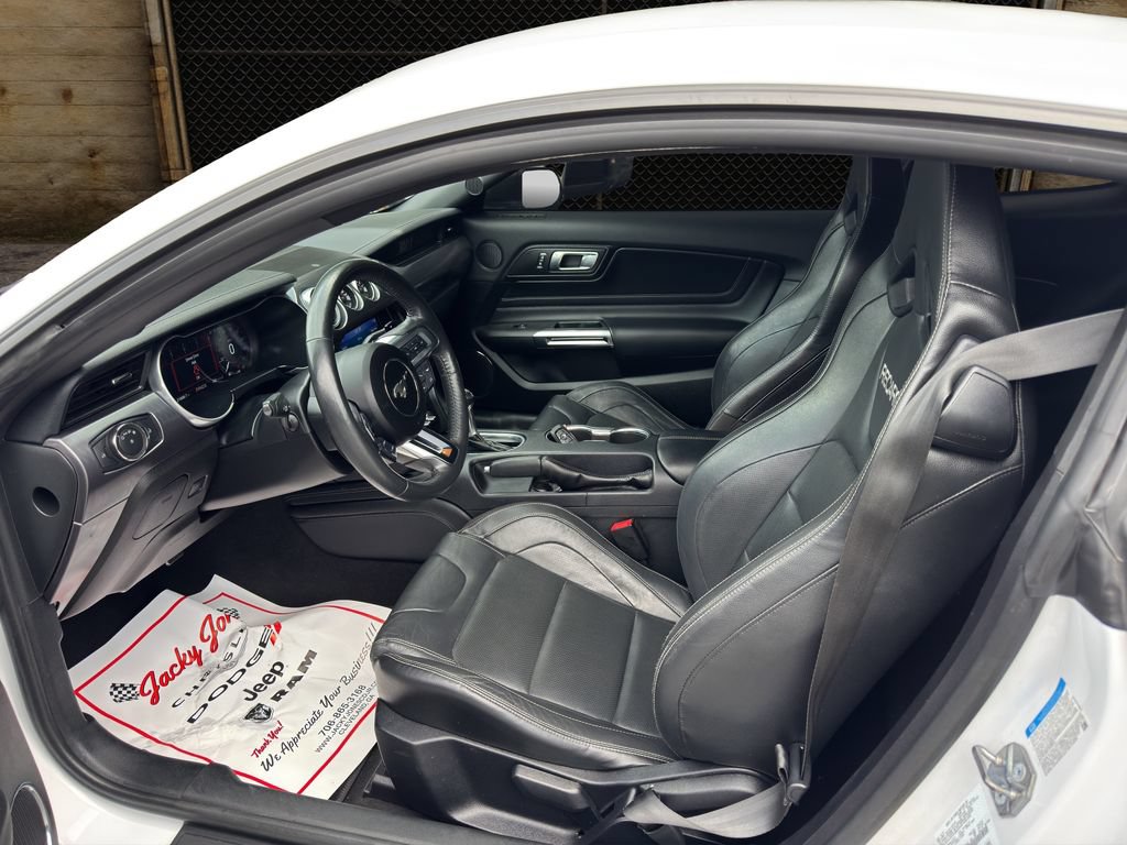 Used 2022 Ford Mustang Mach 1 w/ Mach 1 Handling Package RWD image 4