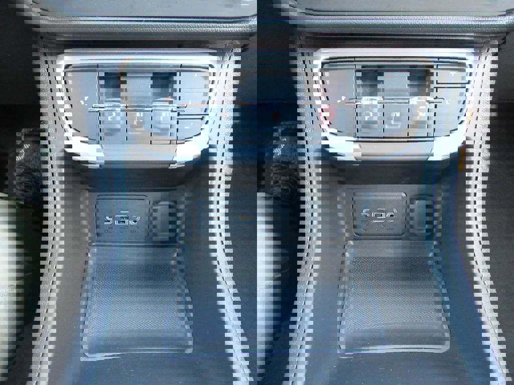 Certified 2023 GMC Terrain SLE image 28