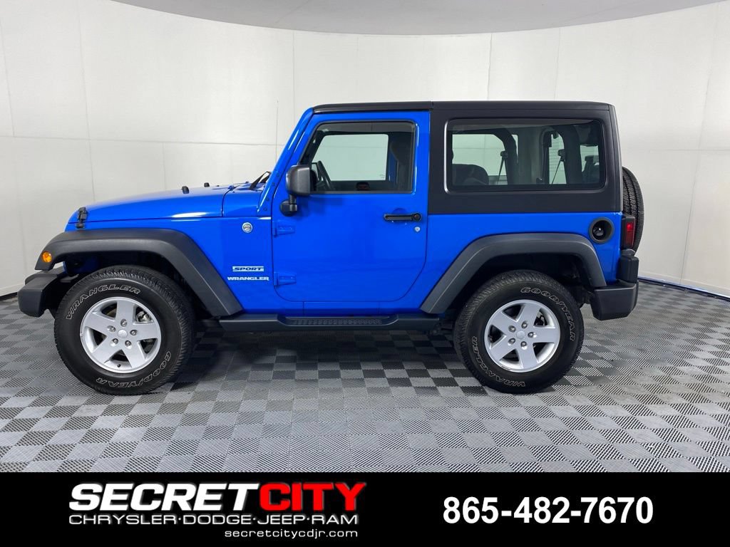 Used 2012 Jeep Wrangler Sport AWD/4WD image 4