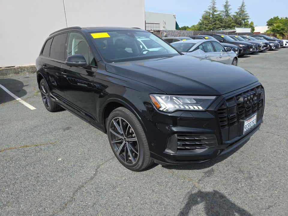 Used 2023 Audi Q7 3.0T Premium Plus w/ Premium Plus Package AWD/4WD image 5