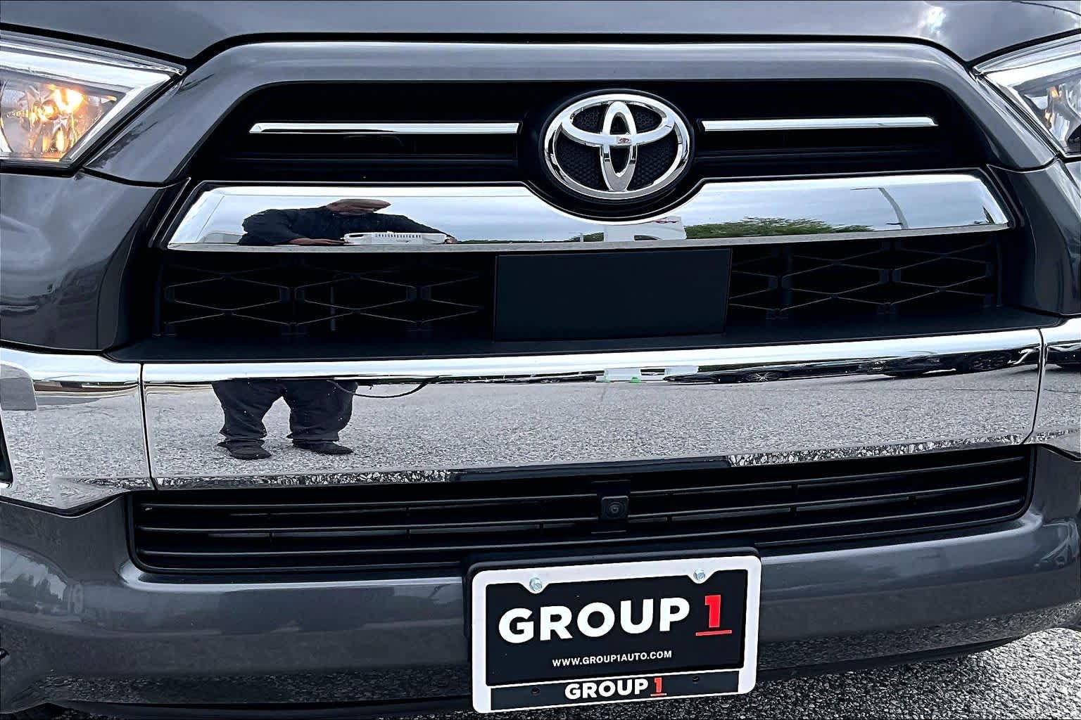 Used 2023 Toyota 4Runner Limited AWD/4WD image 30