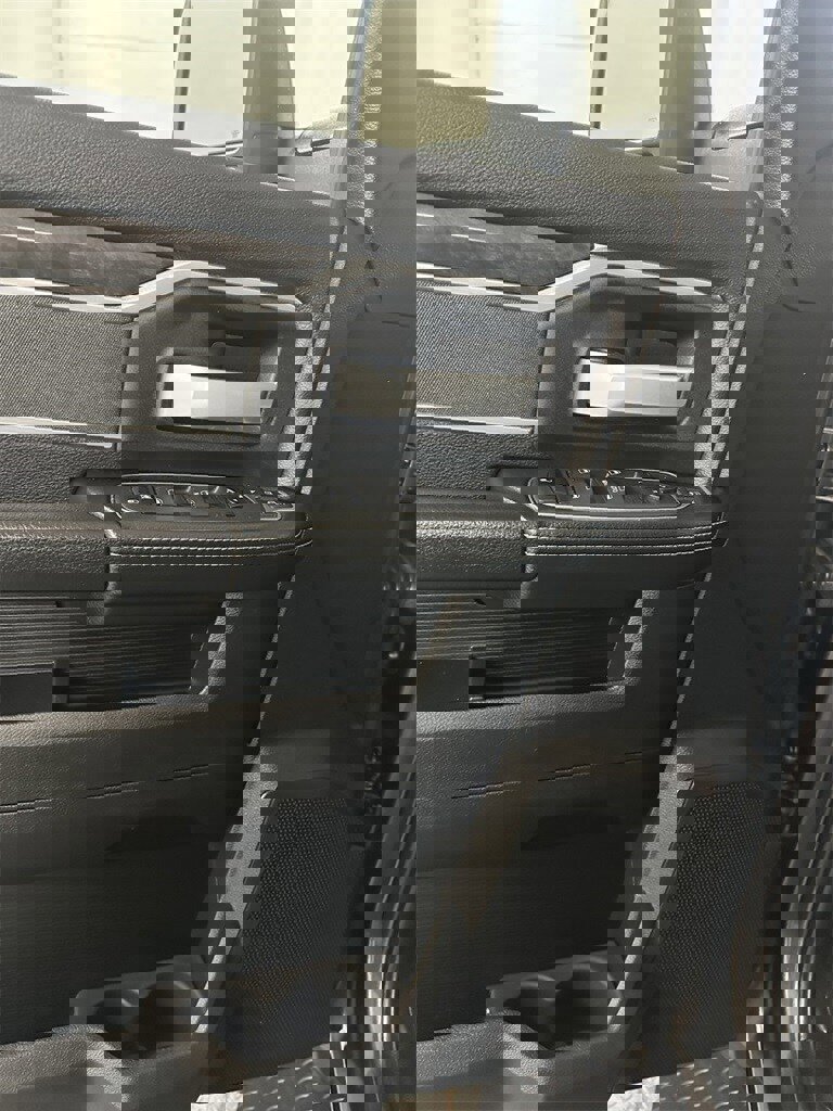 Used 2023 RAM 2500 Big Horn w/ Level 2 Equipment Group image 13