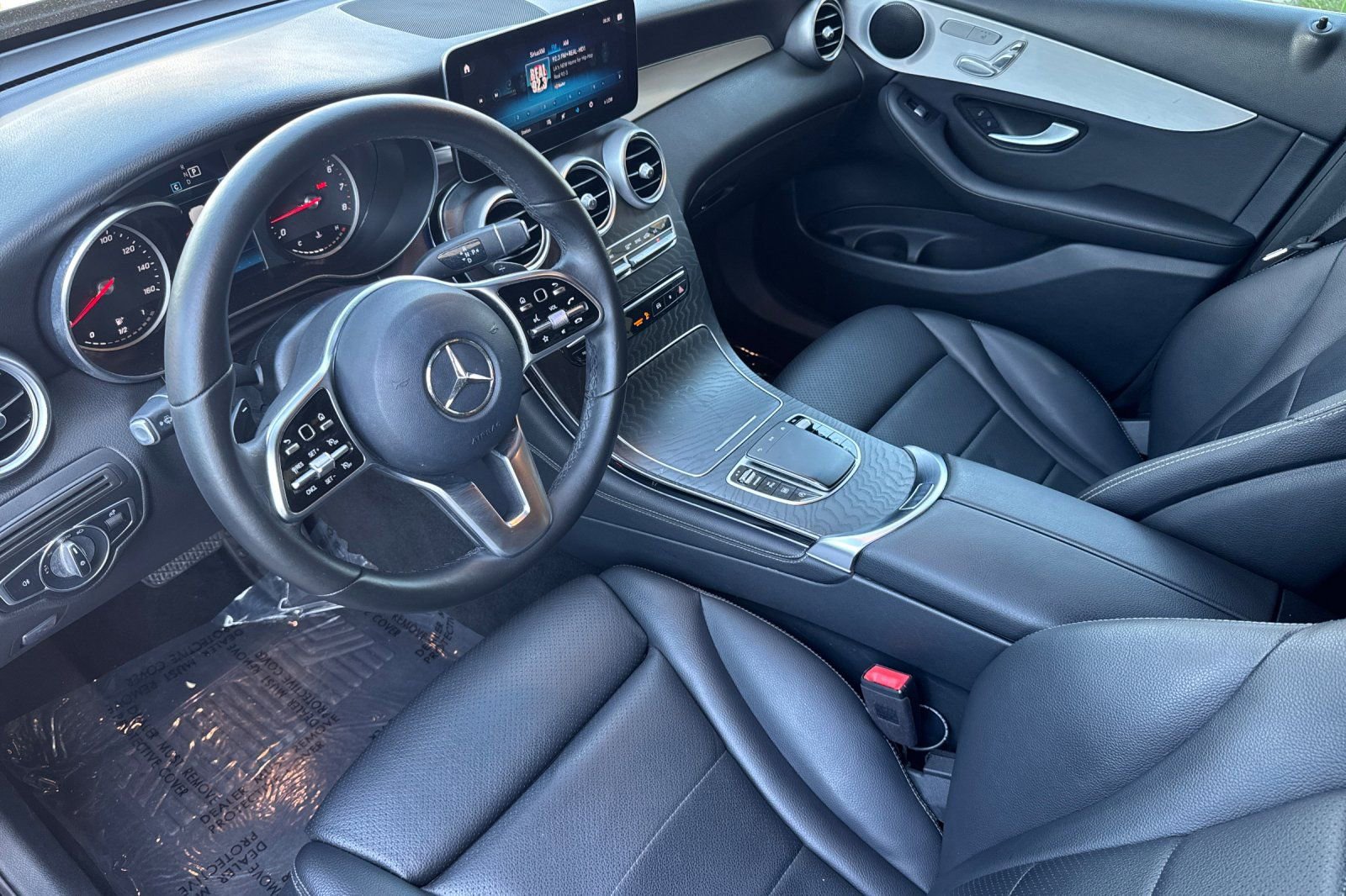 Used 2021 Mercedes-Benz GLC 300 image 10