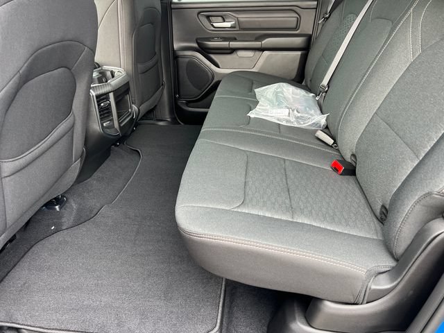 New 2026 RAM 1500 Express AWD/4WD image 24
