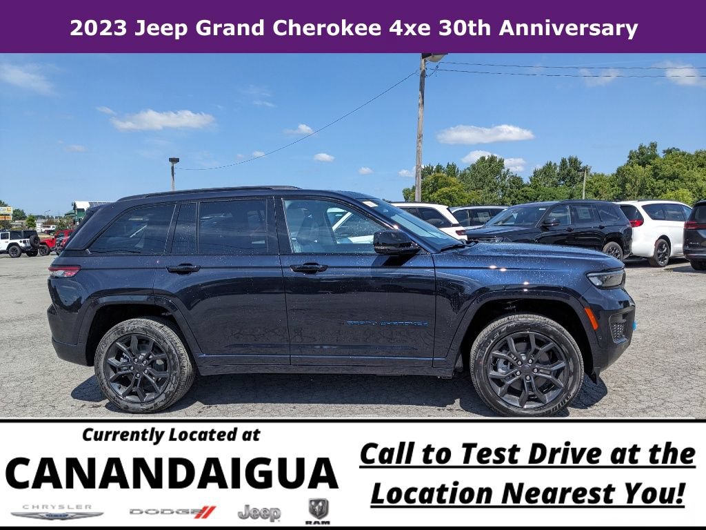 New 2023 Jeep Grand Cherokee 30th Anniversary AWD/4WD image 2