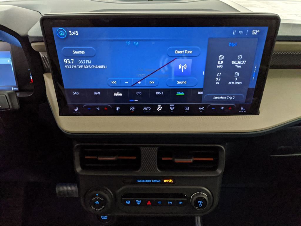 New 2026 Ford Maverick Lariat w/ 4K Tow Package AWD/4WD image 14