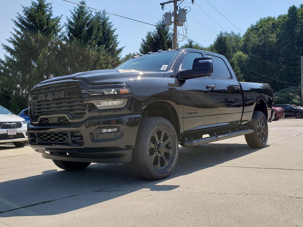 New 2026 RAM 2500 Big Horn AWD/4WD image 7
