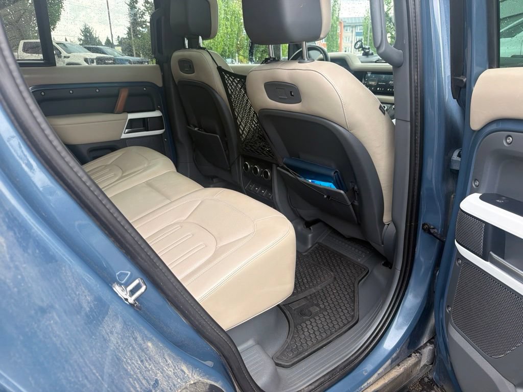 Used 2020 Land Rover Defender 110 HSE AWD/4WD image 18