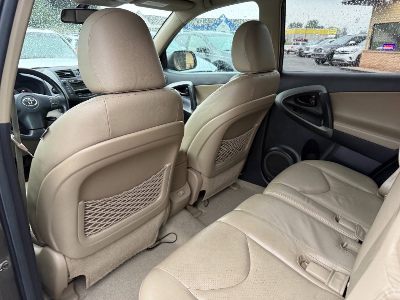 Used 2010 Toyota RAV4 Limited AWD/4WD image 27