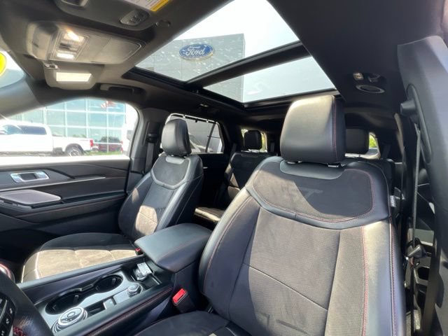 Certified 2025 Ford Explorer ST AWD/4WD image 28
