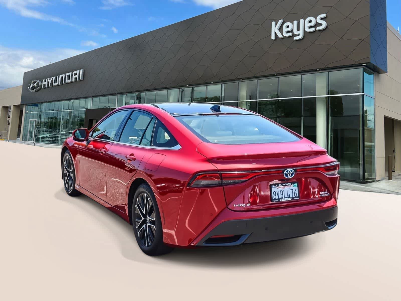 Used 2021 Toyota Mirai RWD image 7