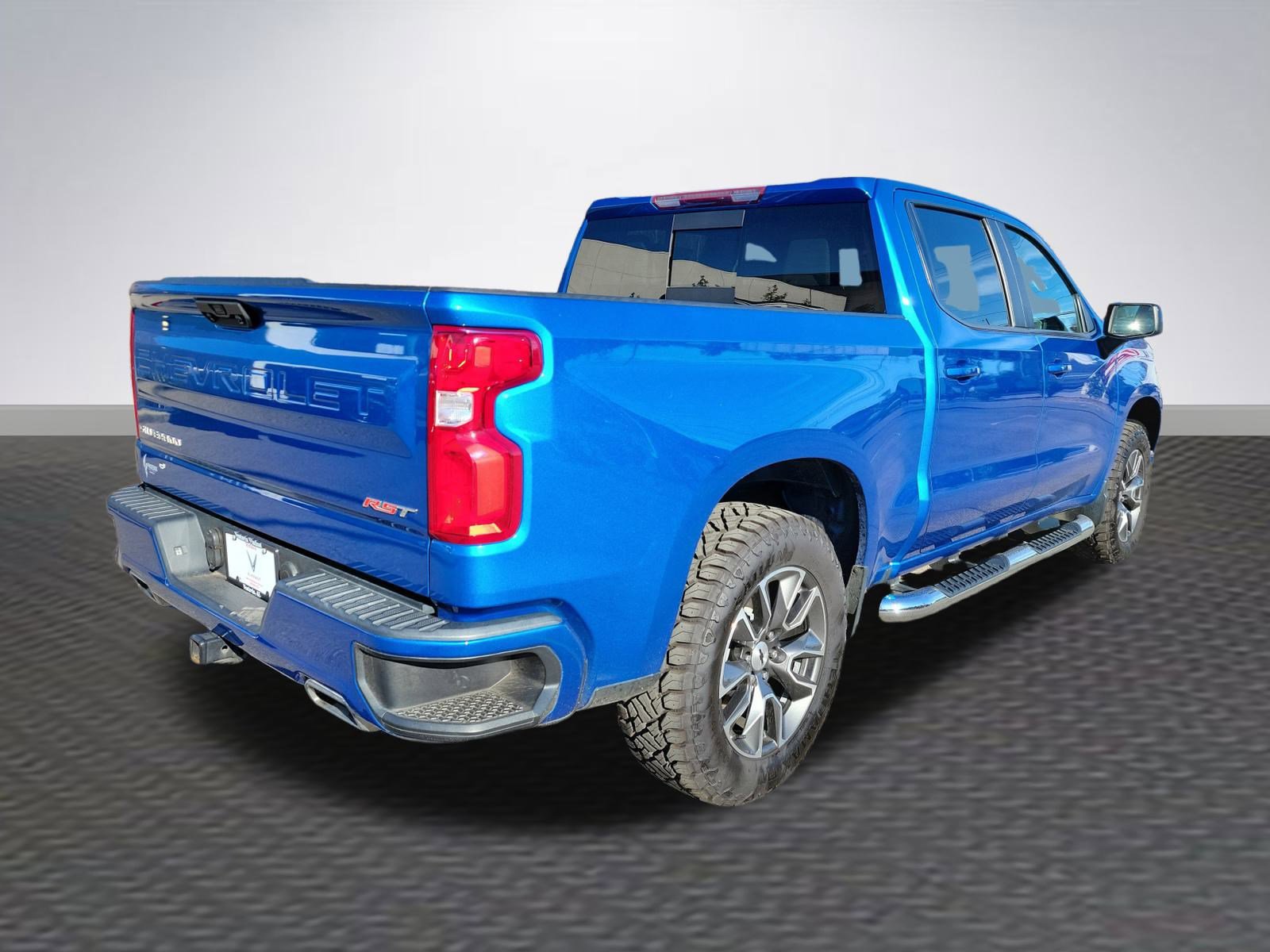 Used 2022 Chevrolet Silverado 1500 RST w/ Convenience Package II image 5