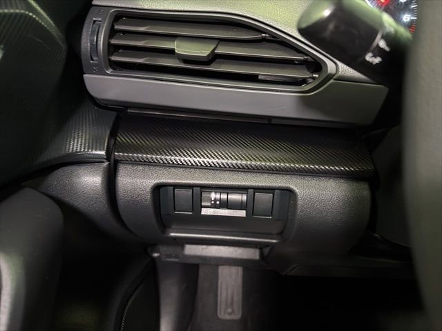 Used 2024 Subaru Crosstrek 2.0i w/ Crosstrek Mirror Package image 33