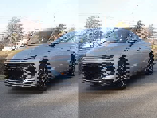 Used 2024 Hyundai Sonata SEL image 1