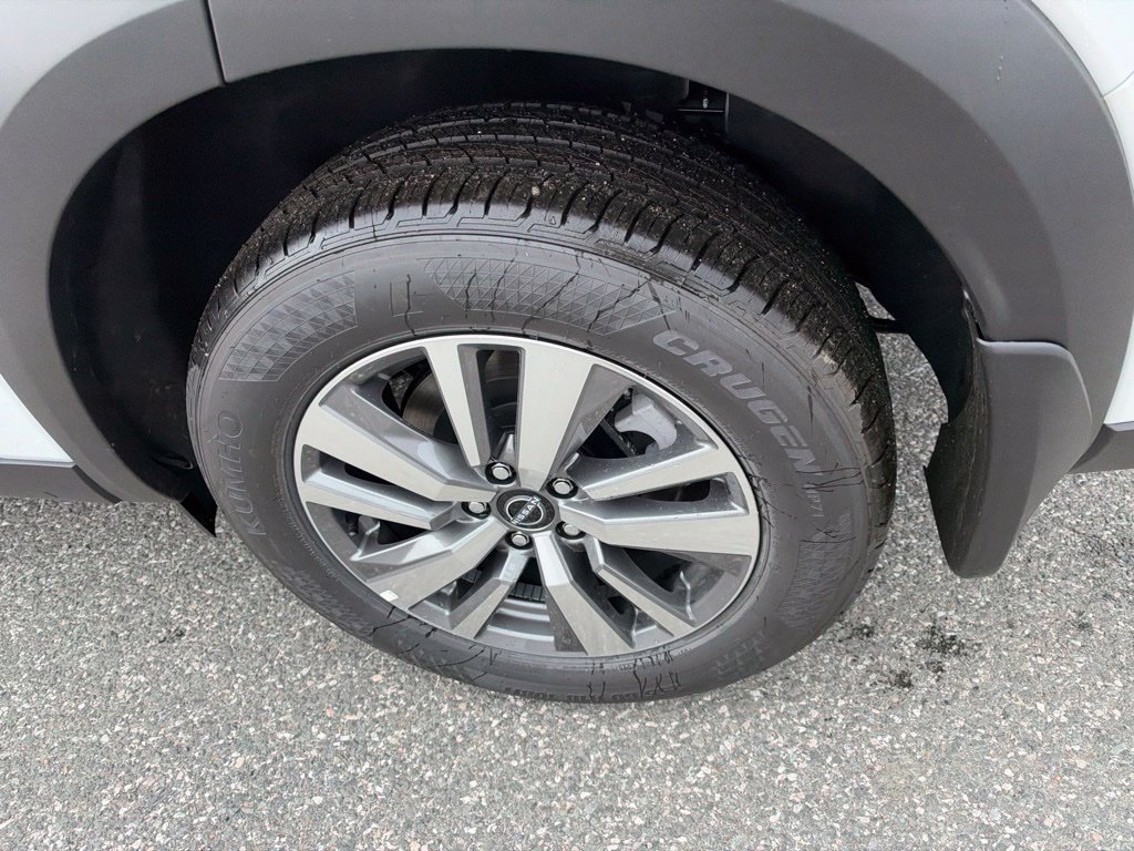 New 2026 Nissan Pathfinder SL FWD image 18