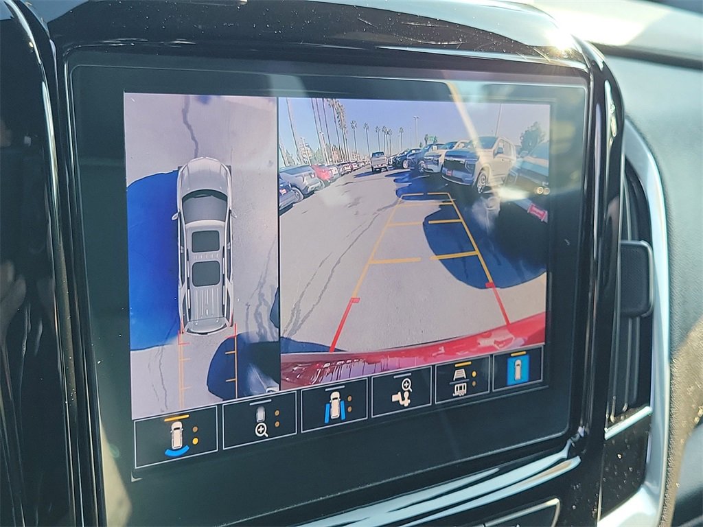 Certified 2022 Chevrolet Traverse Premier w/ Redline Edition image 10