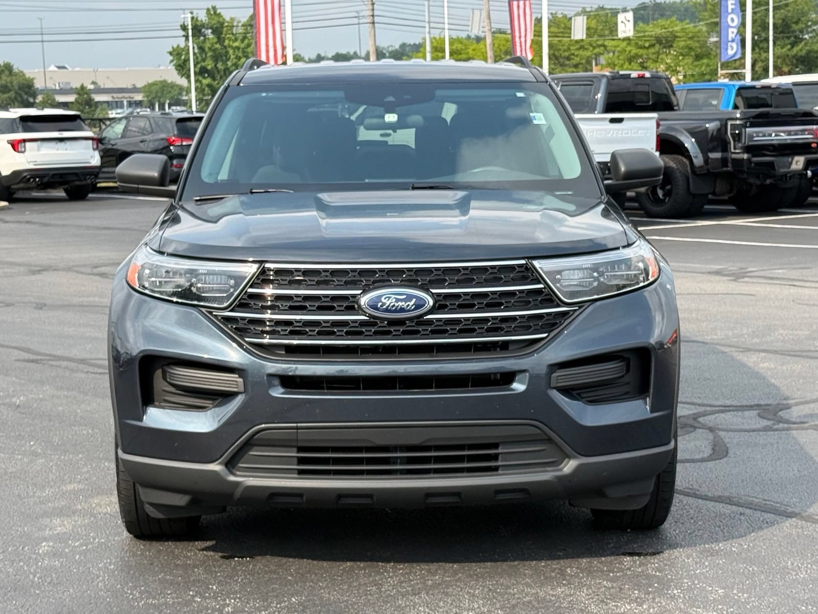 Used 2024 Ford Explorer XLT w/ Class IV Trailer Tow Package AWD/4WD image 9