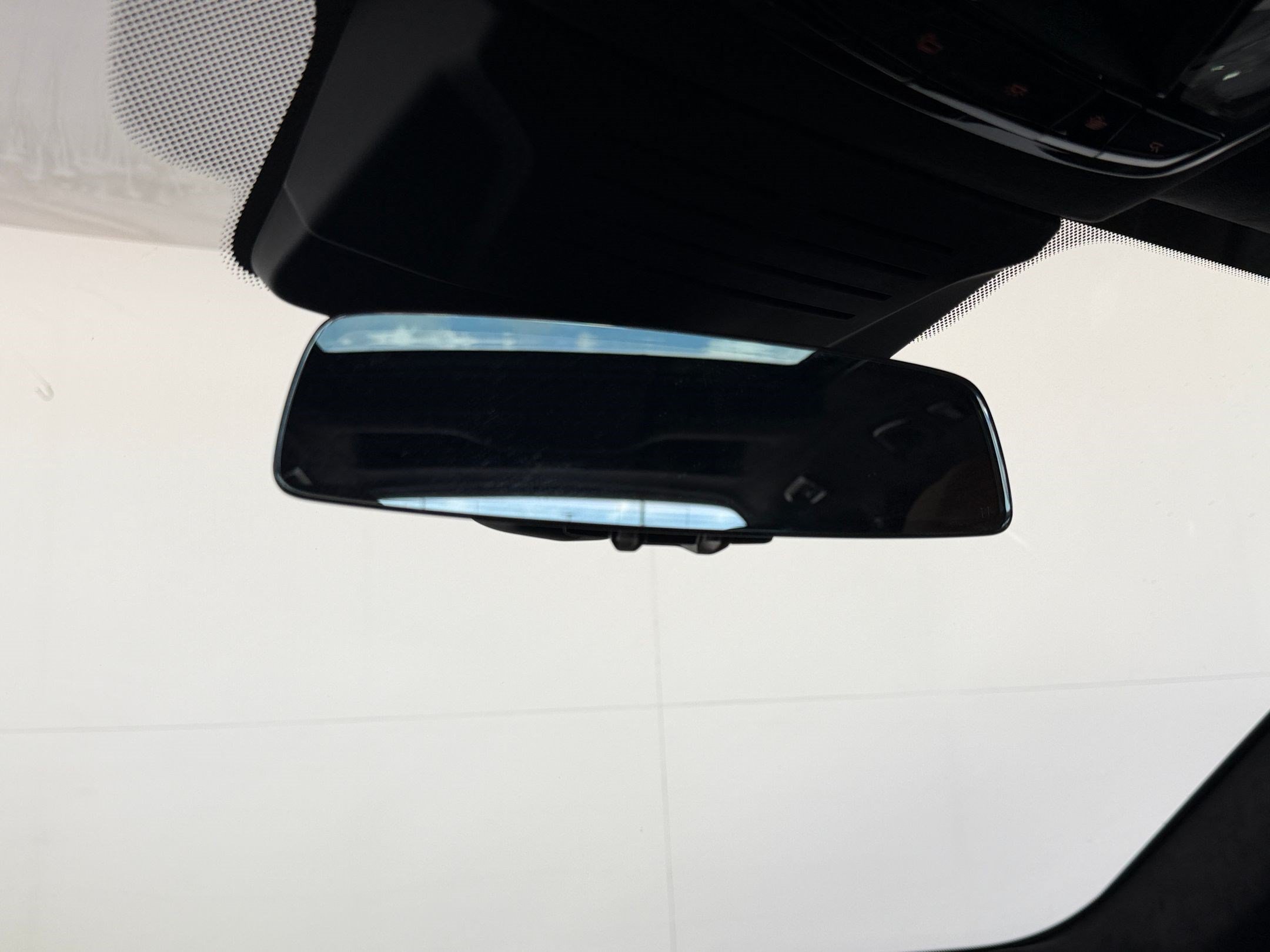 Used 2024 BMW X7 M60i w/ Executive Package AWD/4WD image 19
