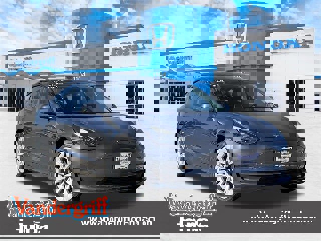 Used 2022 Tesla Model 3 Standard Range video 1