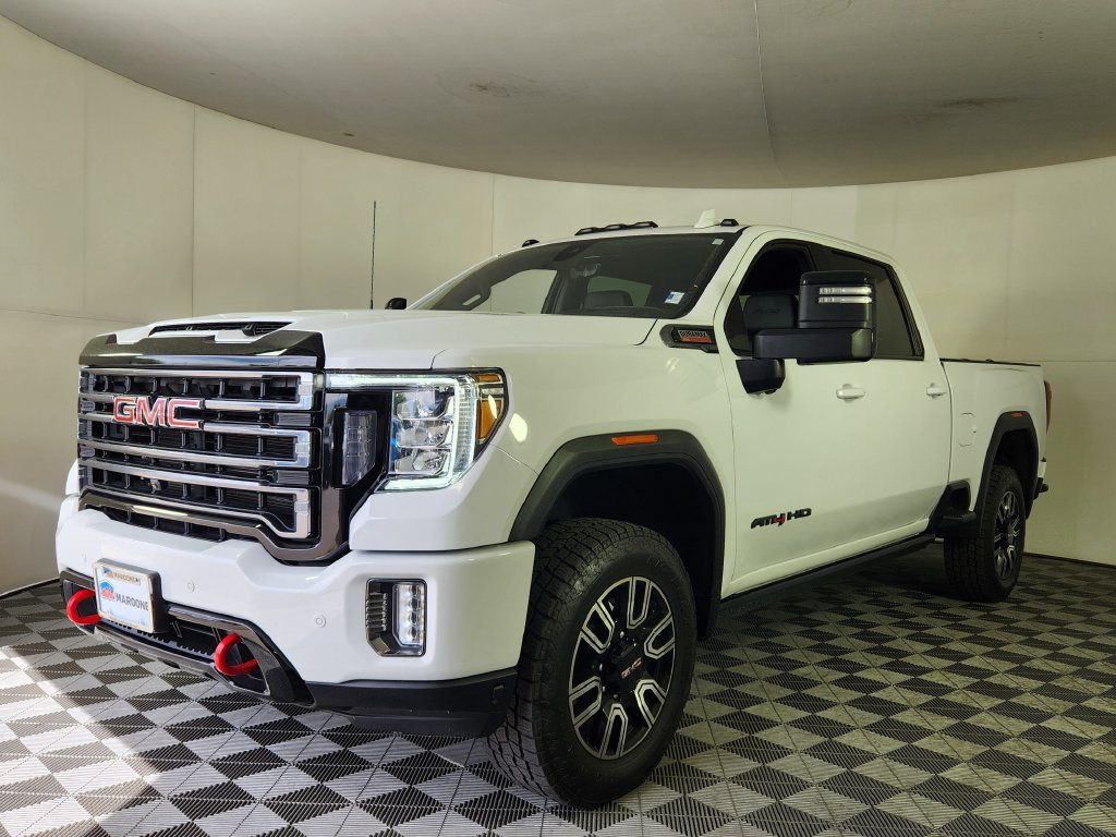 Used 2022 GMC Sierra 2500 AT4 w/ AT4 Preferred Package AWD/4WD image 3
