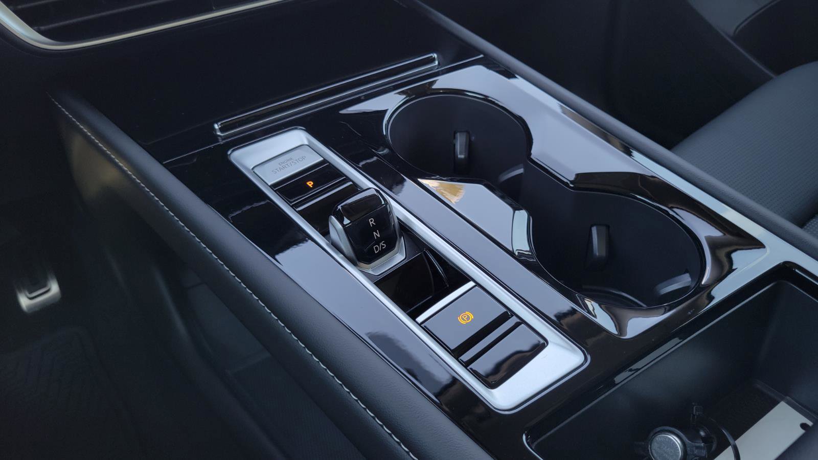 New 2026 Volkswagen Atlas SEL Premium R-Line image 33