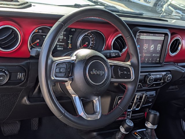 Used 2023 Jeep Wrangler Unlimited Rubicon AWD/4WD image 17