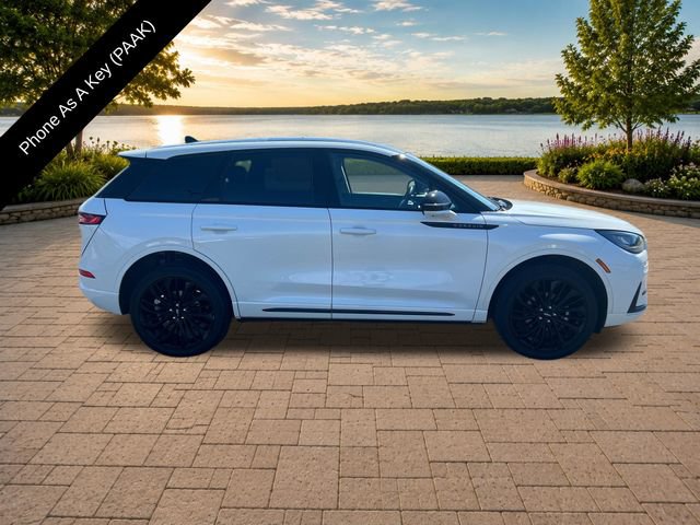 Certified 2023 Lincoln Corsair AWD w/ Equipment Group 101A image 9