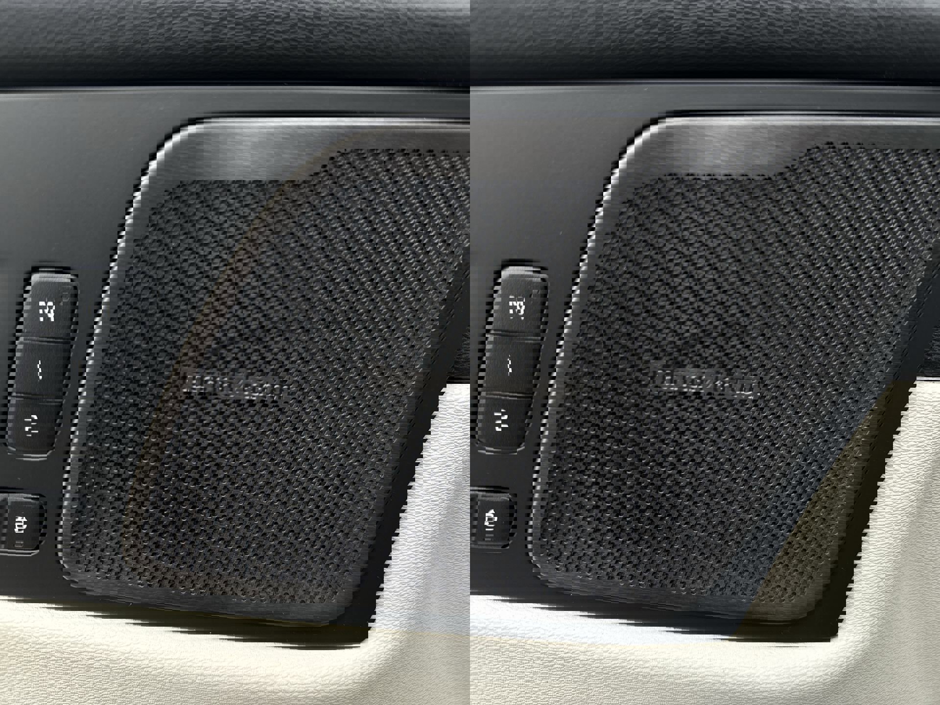 New 2026 Volvo XC60 T8 Ultra w/ Protection Package Premier image 25