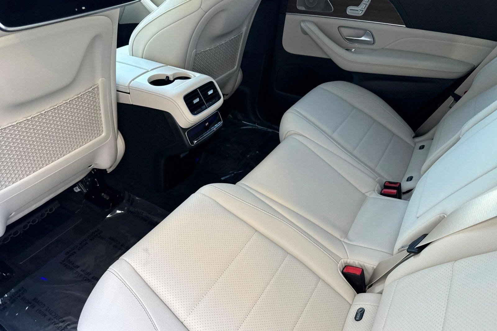 Used 2026 Mercedes-Benz GLS 450 4MATIC image 21