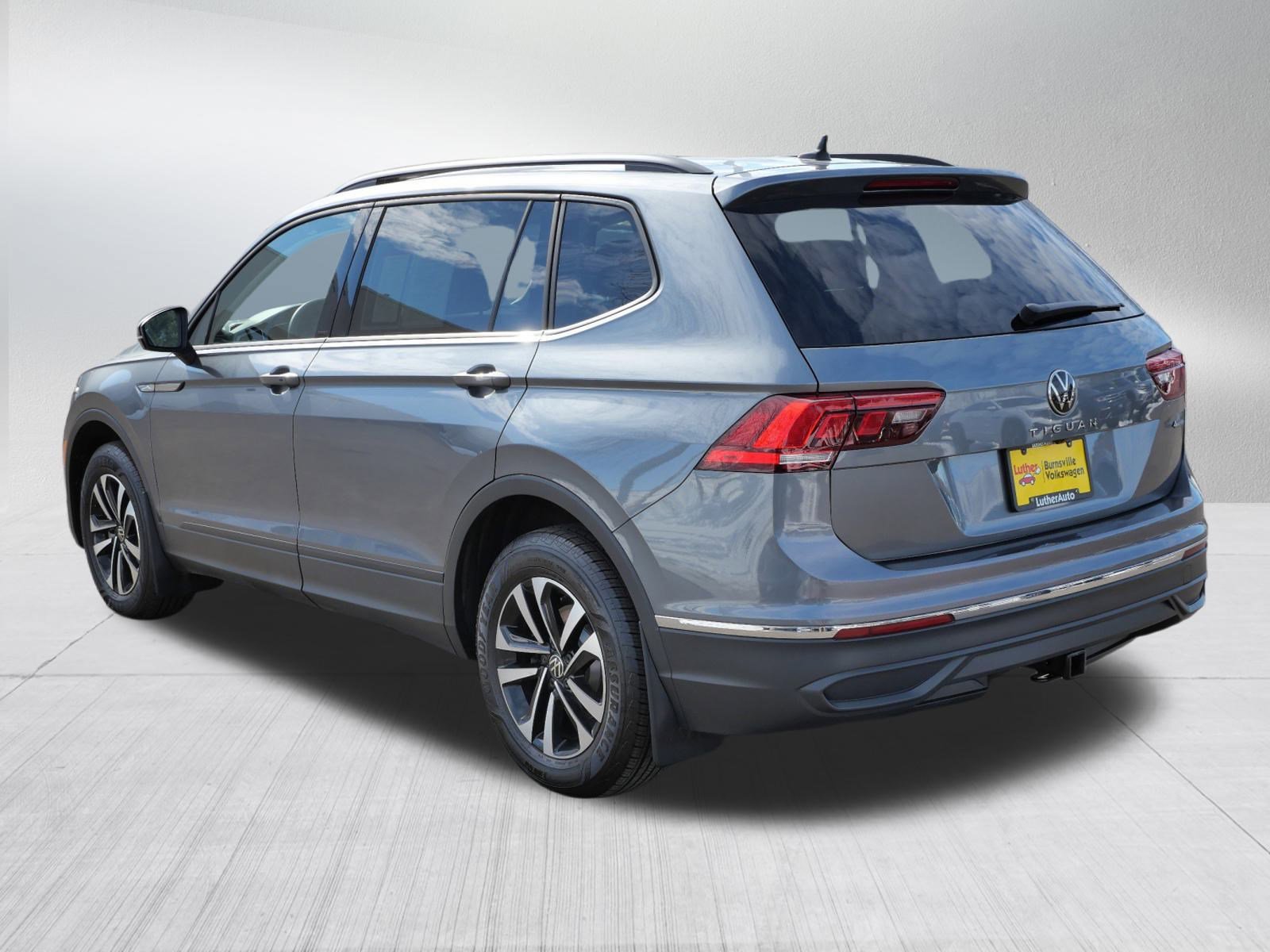 Certified 2023 Volkswagen Tiguan S image 5