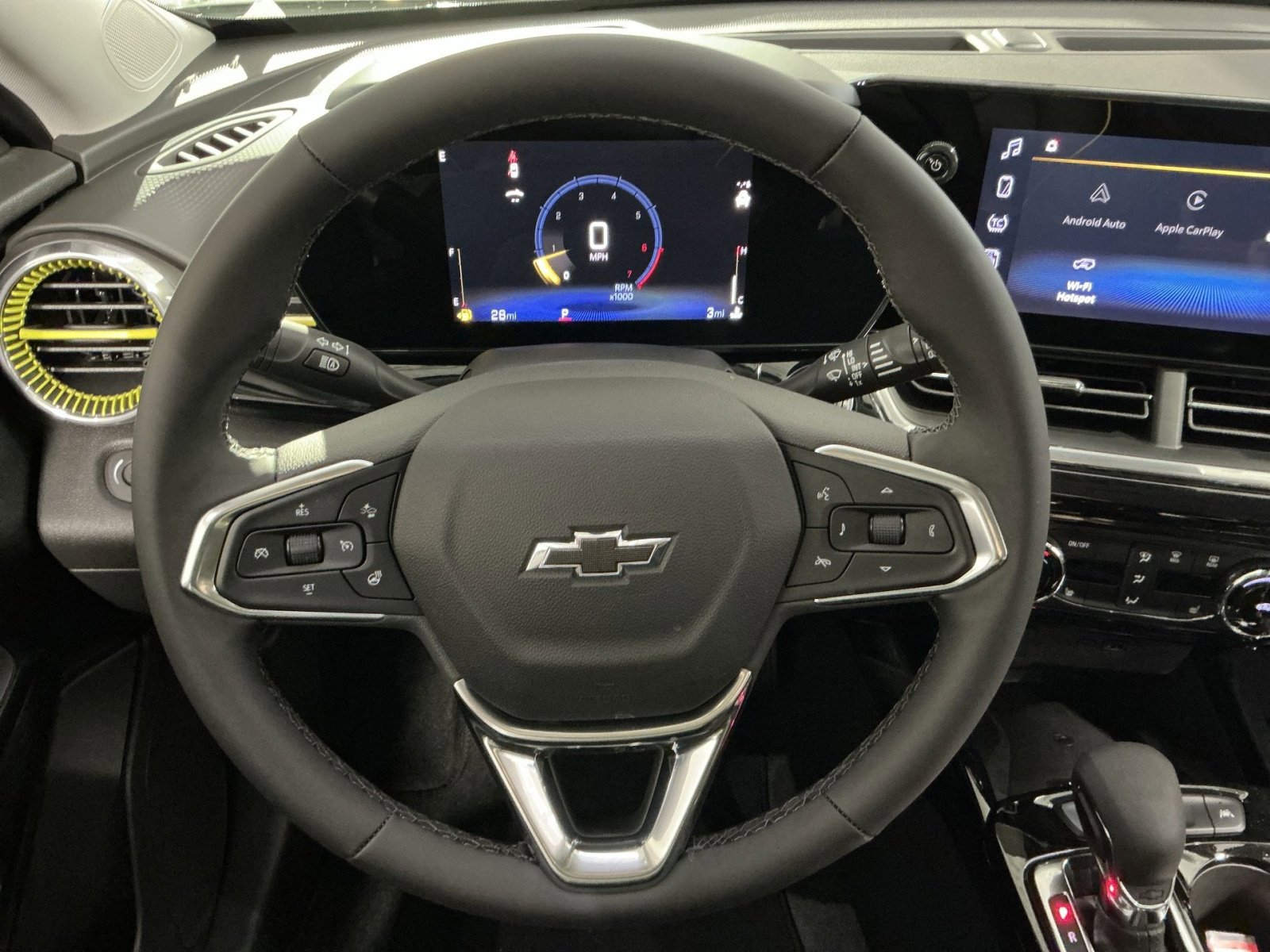 New 2026 Chevrolet Trax ACTIV w/ Sunroof Package image 24