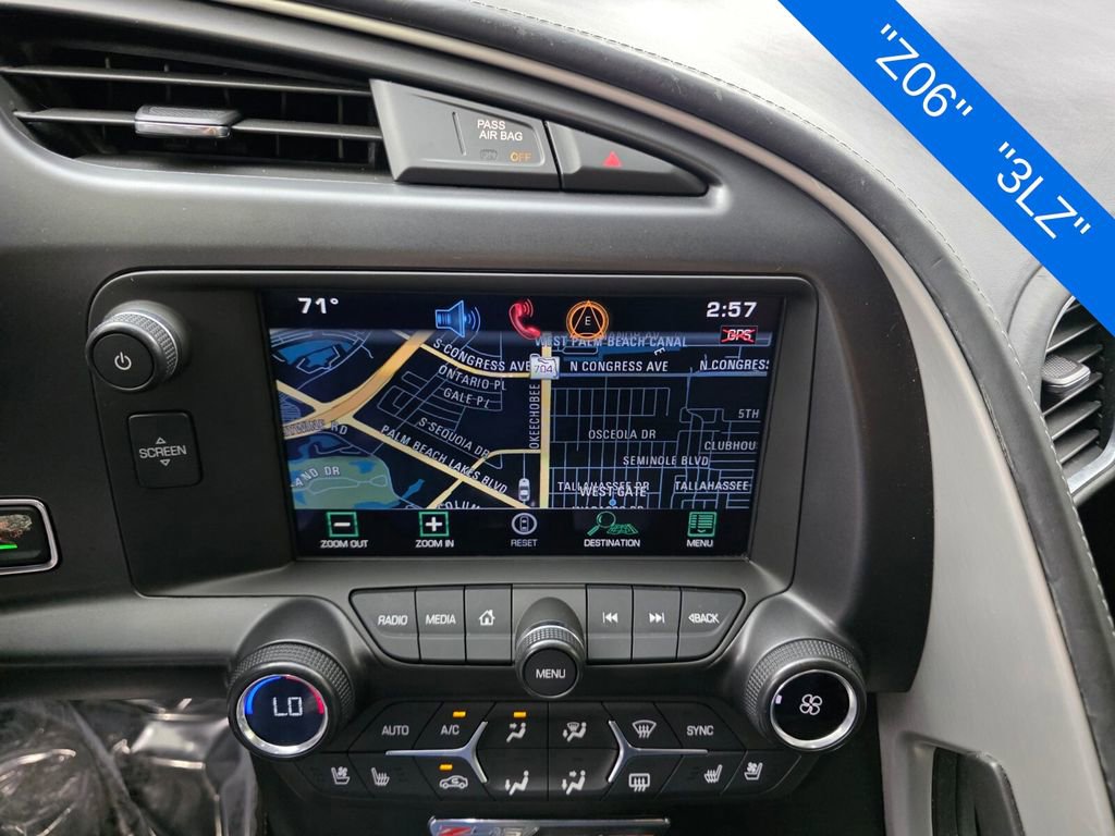 Used 2015 Chevrolet Corvette Z06 w/ 3LZ Preferred Equipment Group RWD image 21