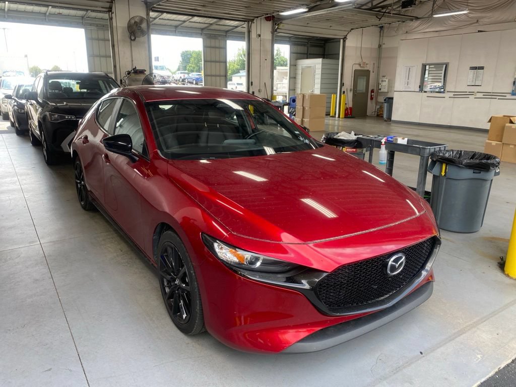 Used 2024 MAZDA MAZDA3 s FWD image 1