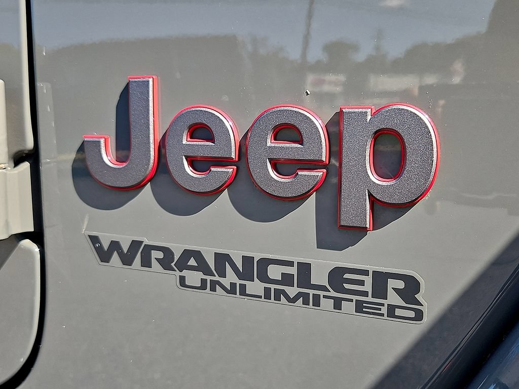 Used 2021 Jeep Wrangler Unlimited Rubicon AWD/4WD image 11