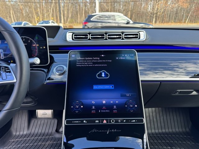 Certified 2024 Mercedes-Benz Maybach S 680 4MATIC image 18