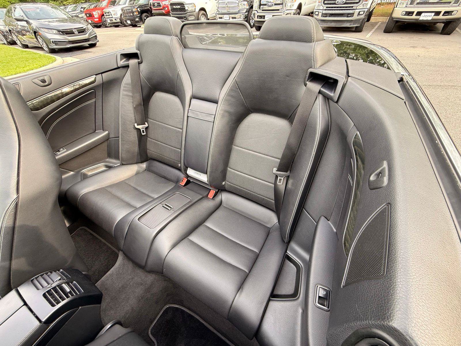 Used 2016 Mercedes-Benz E 400 Cabriolet image 28