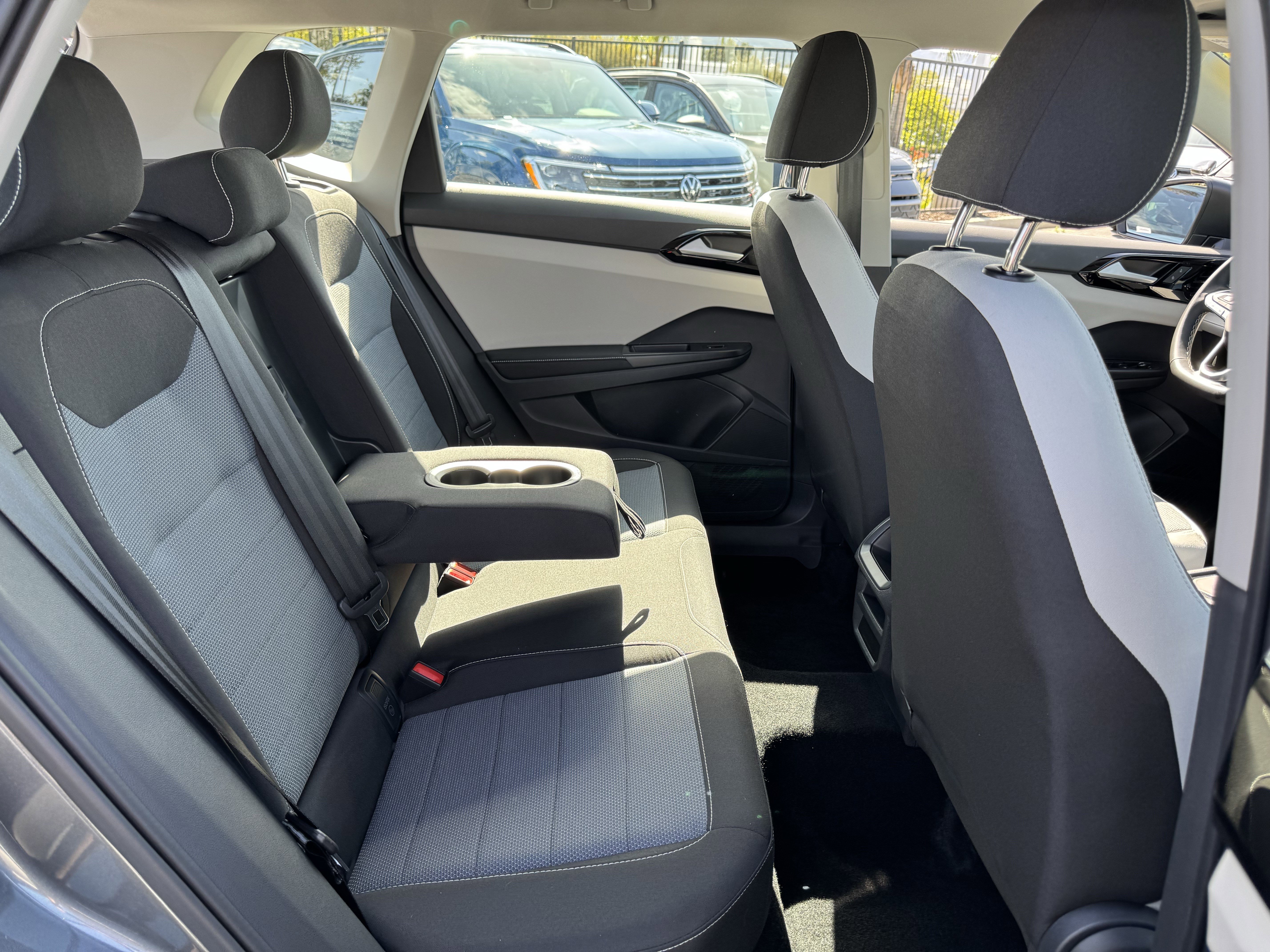Used 2025 Volkswagen Taos S FWD image 31