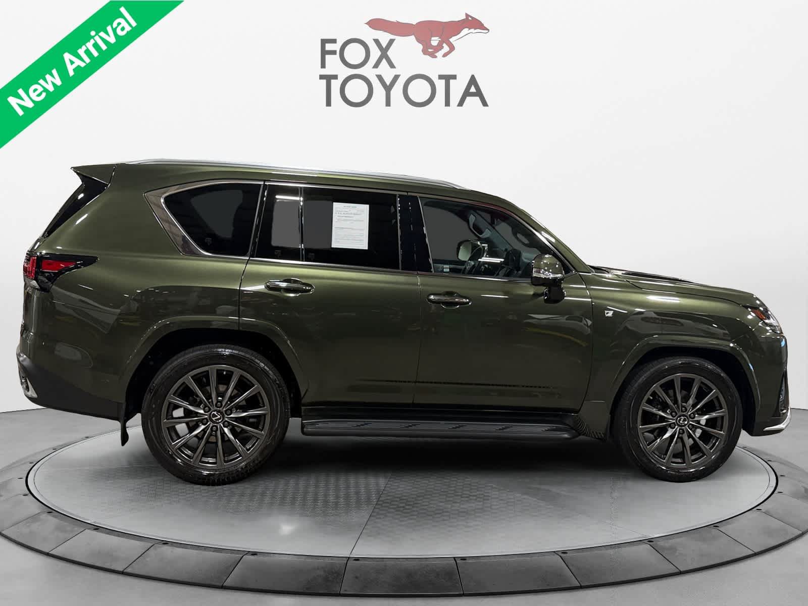 Used 2023 Lexus LX 600 F Sport w/ Accessory Package (Z1) AWD/4WD image 7