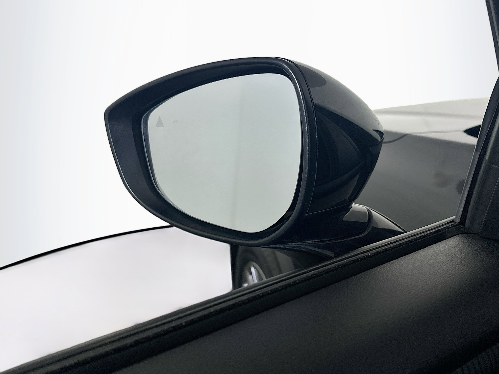 Used 2025 MAZDA CX-90 3.3 Turbo w/ Select Package image 16