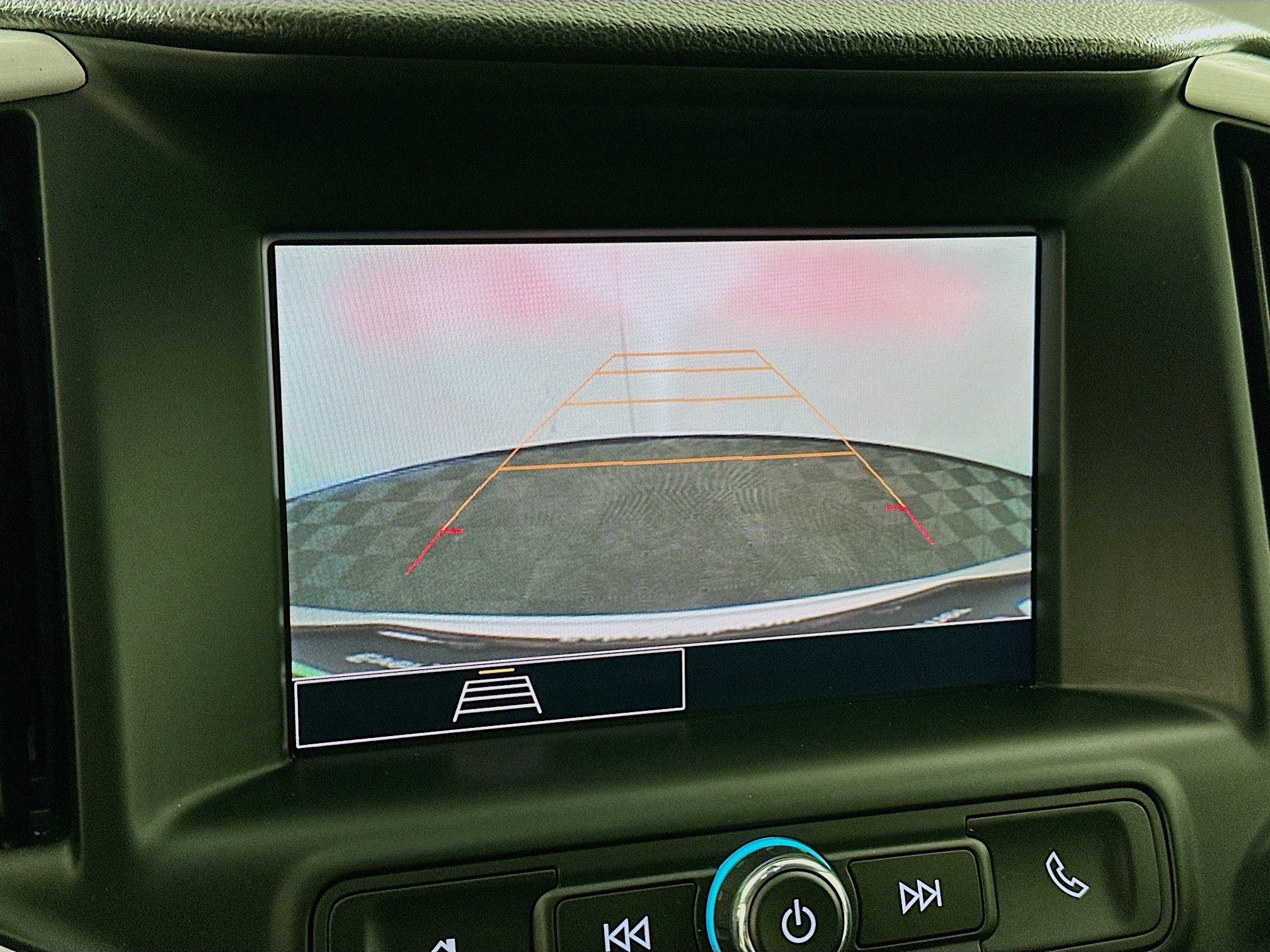 Used 2024 GMC Terrain SLE image 22