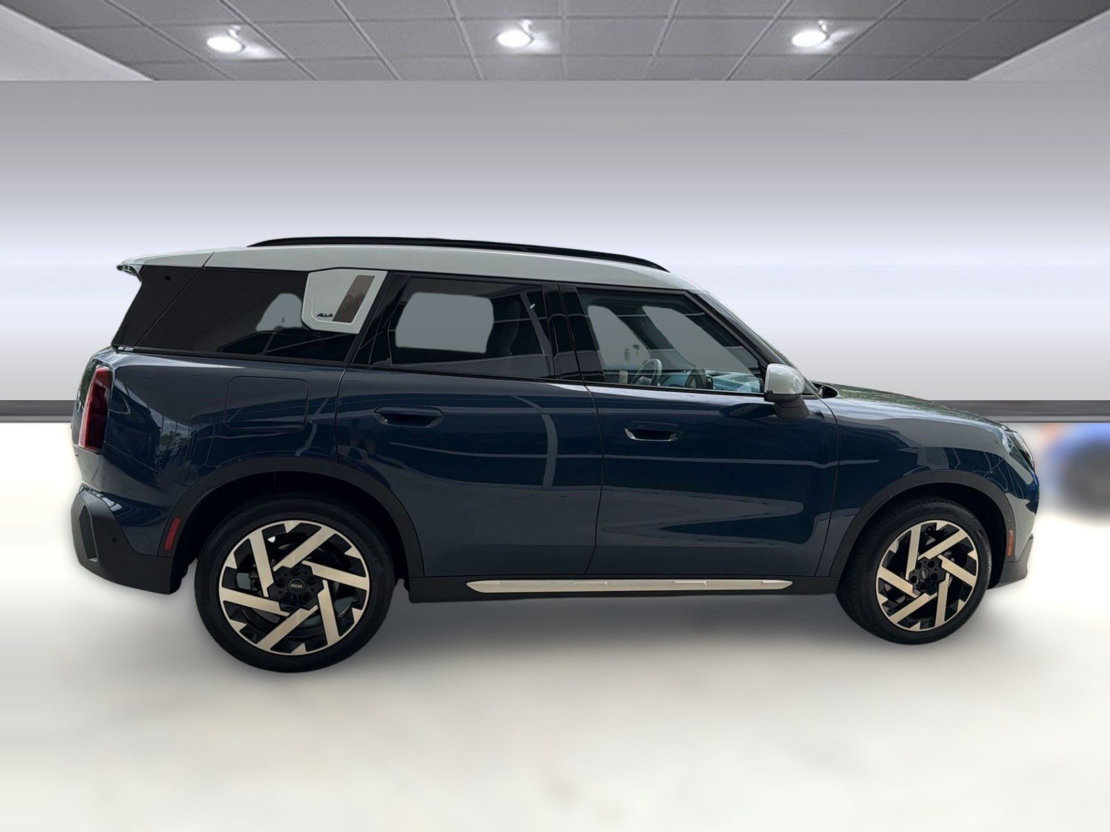 Used 2025 MINI Cooper Countryman S w/ Comfort Package Max AWD/4WD image 8