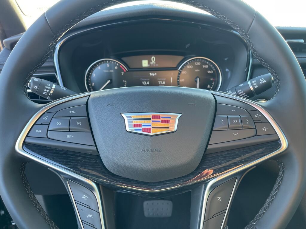 New 2025 Cadillac XT5 Premium Luxury w/ LPO, Floor Liner Package image 11