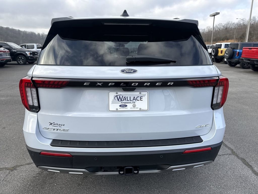 New 2026 Ford Explorer Active w/ Active Comfort Package AWD/4WD image 5